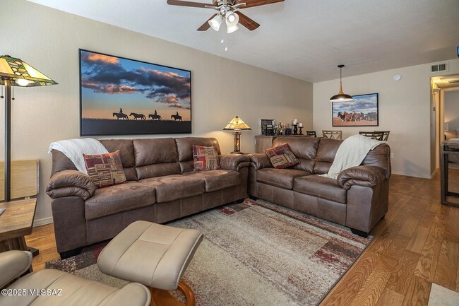 Photo - 5855 N Kolb Rd Unit 5105