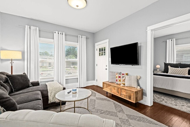 Building Photo - 818 Etowah Ave Unit ID1032341P