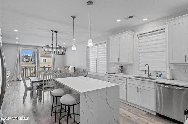 Photo - 207 Carteret Ave