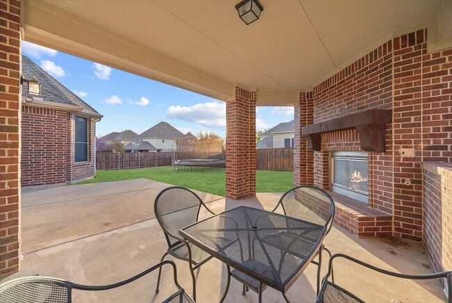 Photo - 201 Chatfield Dr