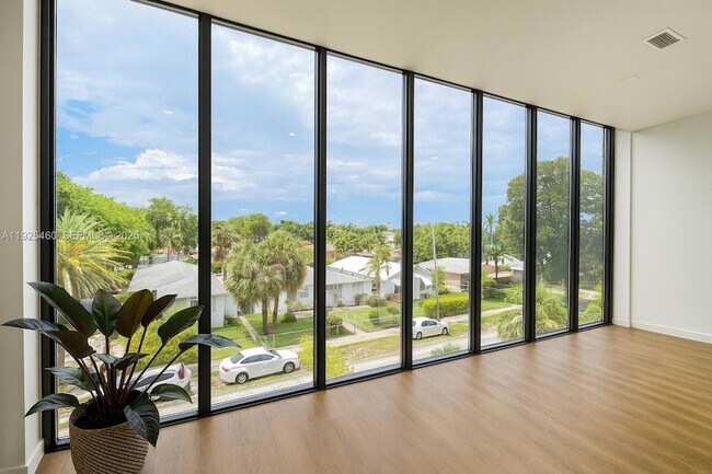 Photo - 1950 Fletcher St Unit 306