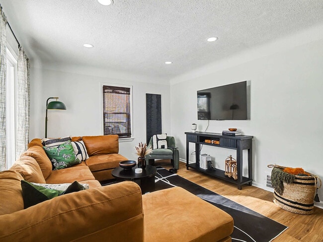 Photo - 5252 W 45th St Unit SI ID1496134P