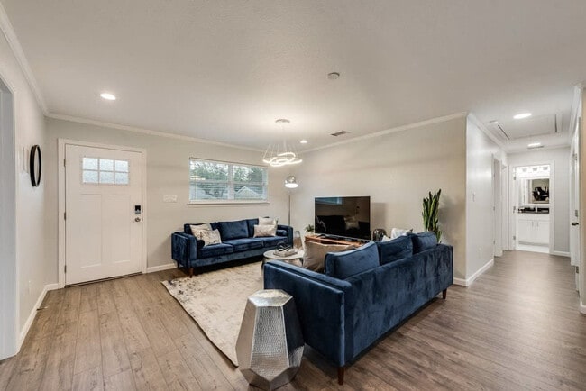 Photo - 1203 Andrews St Unit ID1019497P