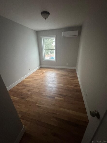 Photo - 980 Hancock Ave Unit 2R