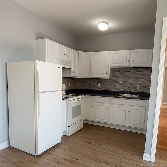 Photo - 1057 E Main St Unit 1