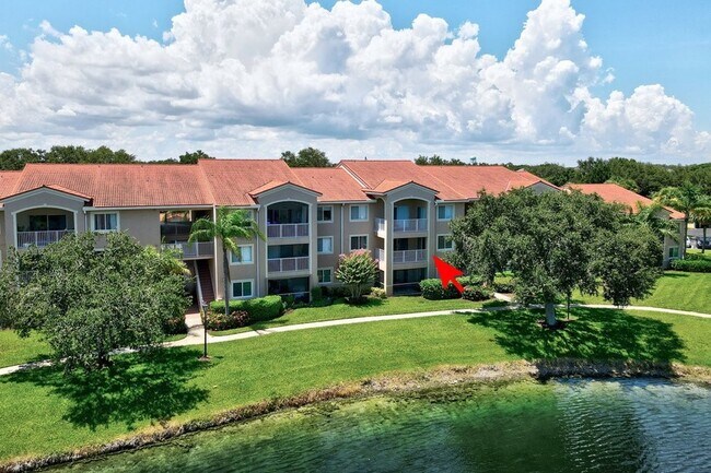 Photo - 1610 N 42ND Cir Unit 206