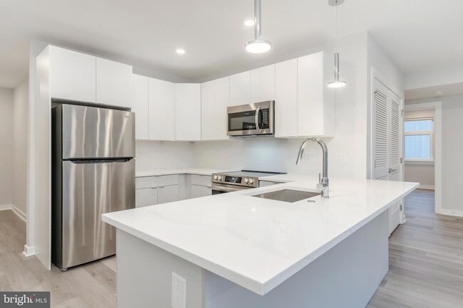 Photo - 3449 Scotts Ln Unit B221