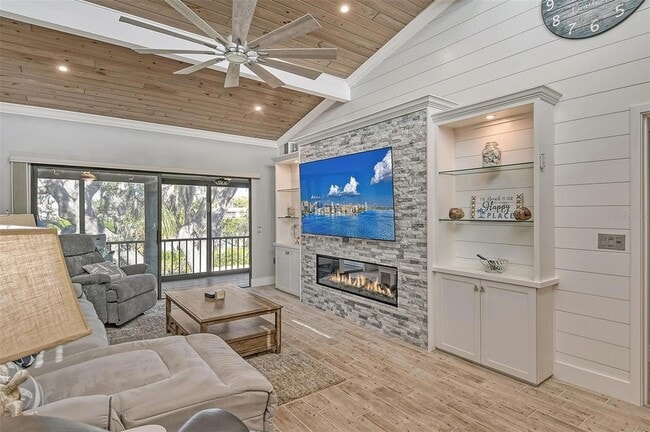 Photo - 1601 Bayhouse Point Dr Unit 206
