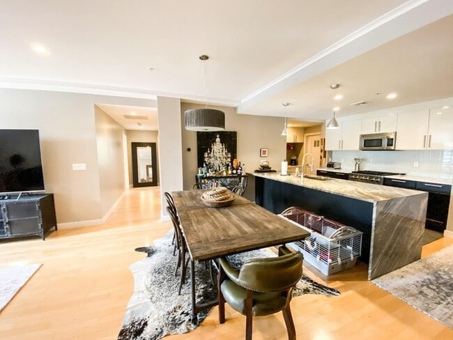 Photo - 323 Boylston St Unit 201