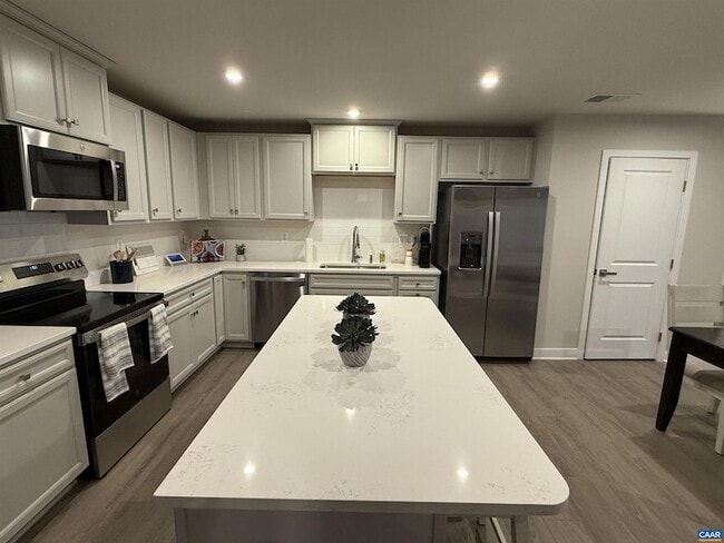 Photo - 5175 Lazy Branch Ln