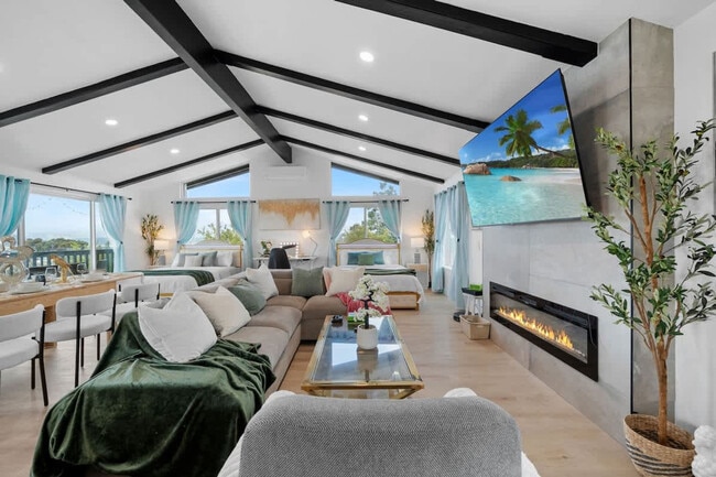 Building Photo - 5048 Bluff Pl Unit SI ID1465014P