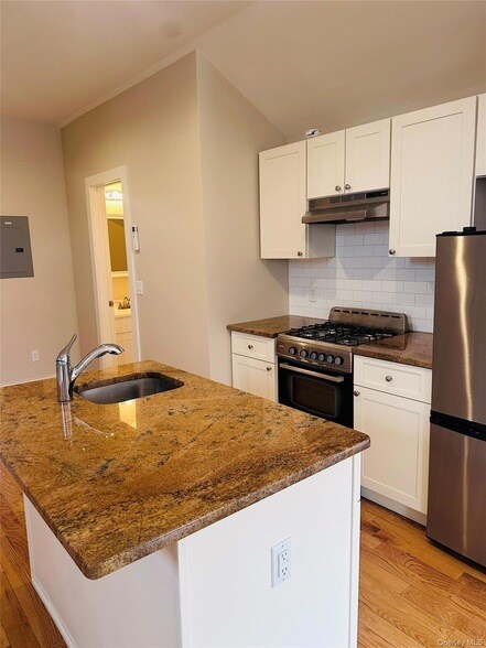 Photo - 12 Main St Unit Apt