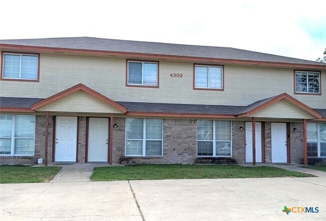 Photo - 4302 Jeff Scott Dr