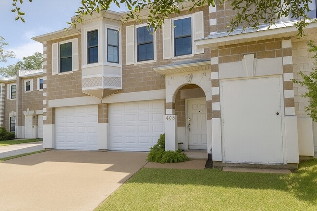 Building Photo - 405 Mc Kinney Ln