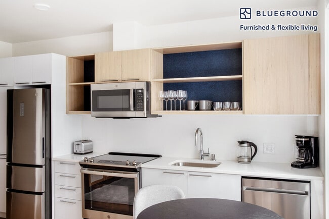 Photo - 1819 Nagle Pl Unit FL3-ID604