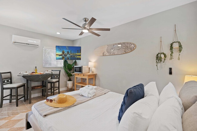 Building Photo - 4744 Del Monte Ave Unit SI ID1062714P