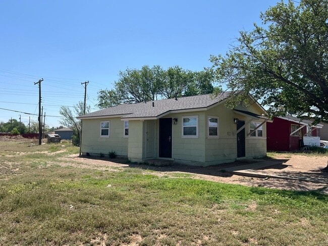 Photo - 801 Vanda Ave