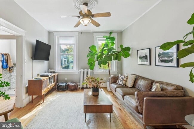 Photo - 785 Fairmont St NW
