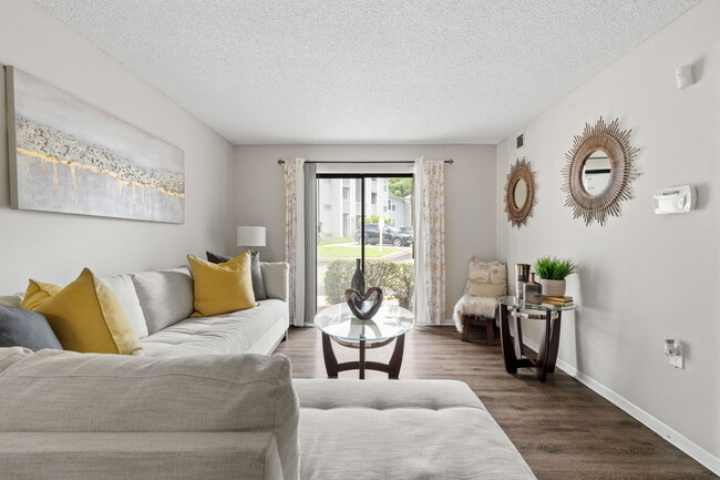 Building Photo - The Finn