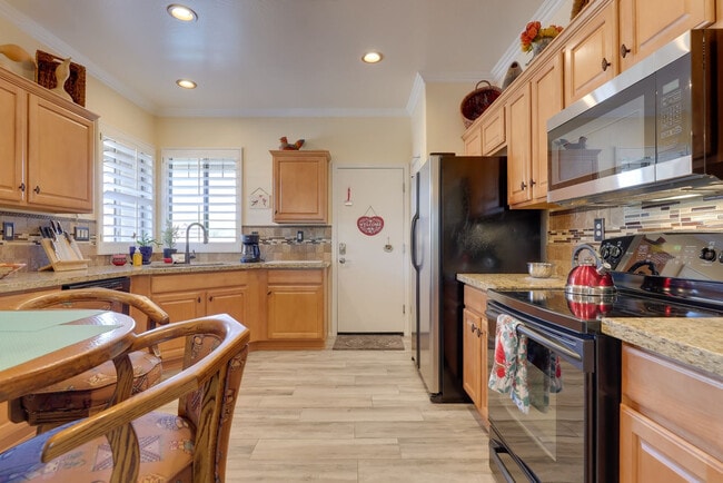 Photo - 1749 W Owens Way Unit SI ID1545746P