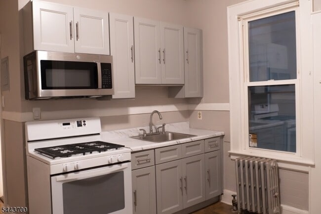 Photo - 108 Berkshire Pl
