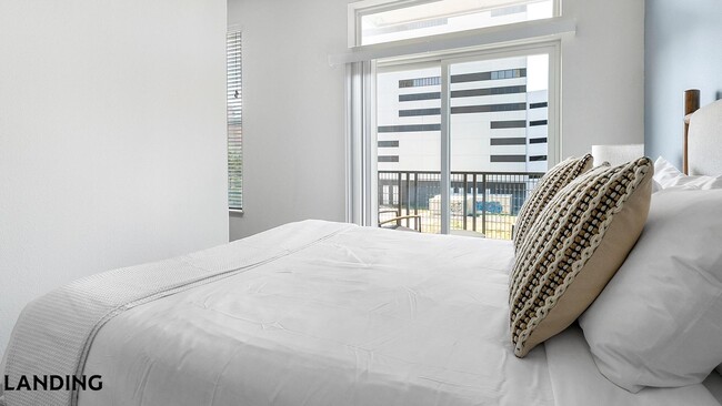 Photo - 1711 Caroline St Unit 317