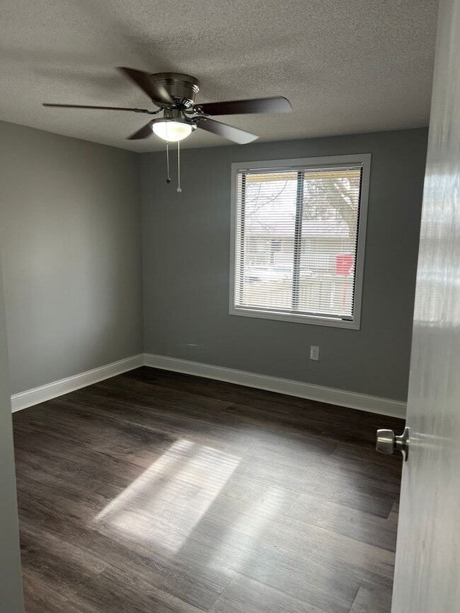 Photo - Marabou Mills