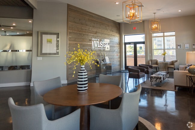 Photo - Vista Cameron Harbor