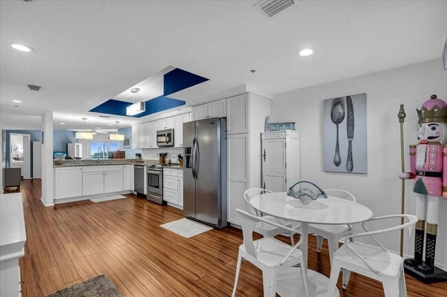 Photo - 5621 Gulf of Mexico Dr Unit 102