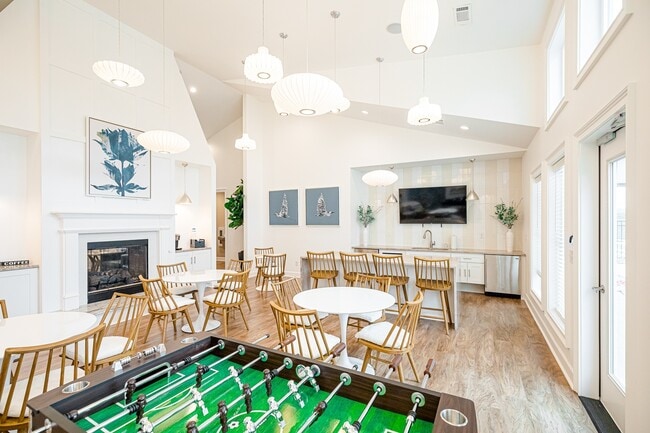 Photo - The Vista Apartments & Townhomes