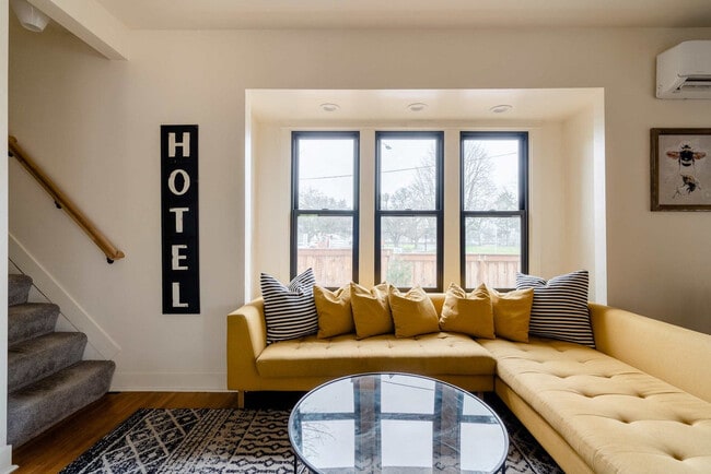 Photo - 3324 SE 24th Ave Unit ID1309837P