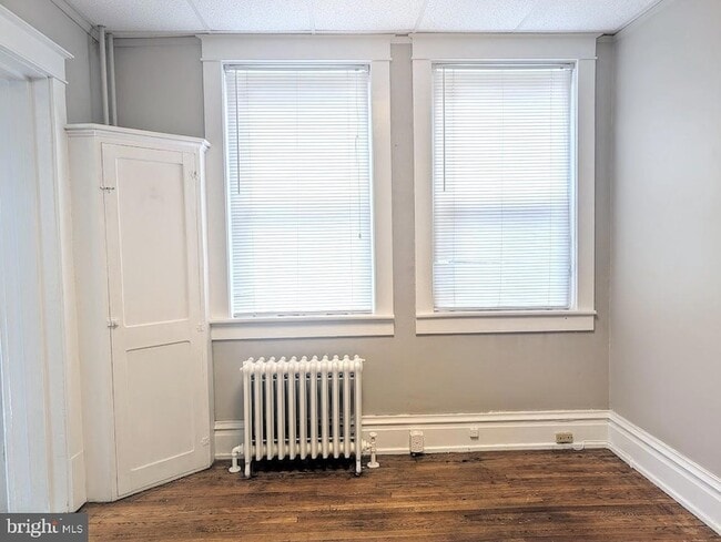 Photo - 233 E Pitt St