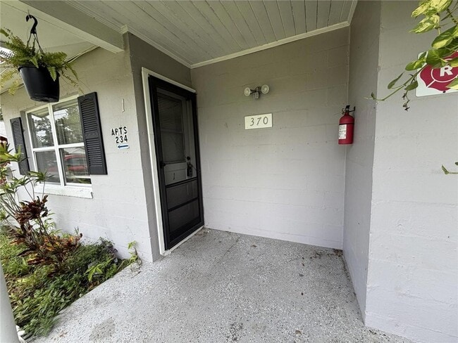 Photo - 370 3rd St NW
