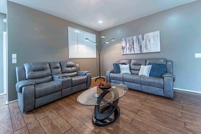 Photo - 1761 N St Francis Pl Unit SI ID1495036P