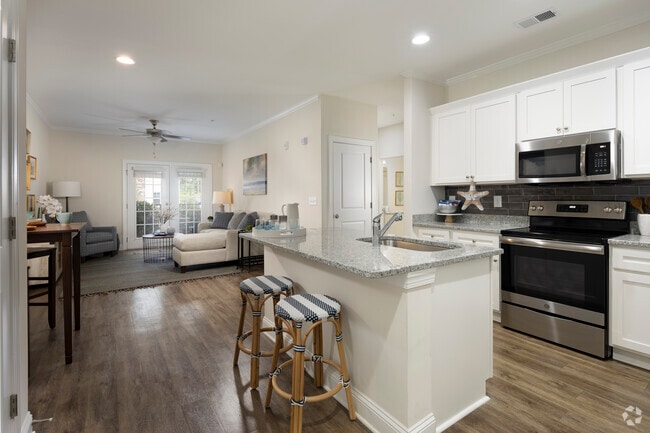 The Savannah - 2BR, 2BA - 1,152SF - Kitchen / Living Room - Retreat at Sumter