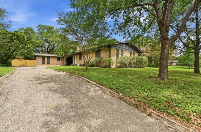 Photo - 8910 Little Walnut Pkwy Unit A