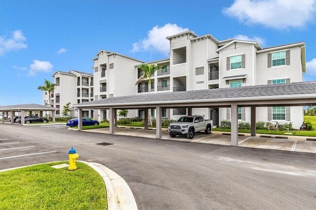 Building Photo - 12280 Wellen Golf St Unit 304