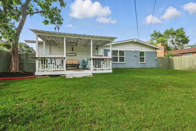 Photo - 743 Greenhaven Dr Unit ID1239619P