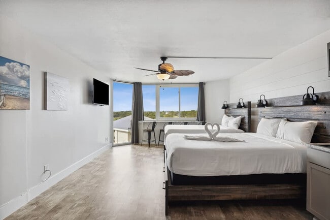 Photo - 8817 S Thomas Dr Unit SI FL7-ID1354965P