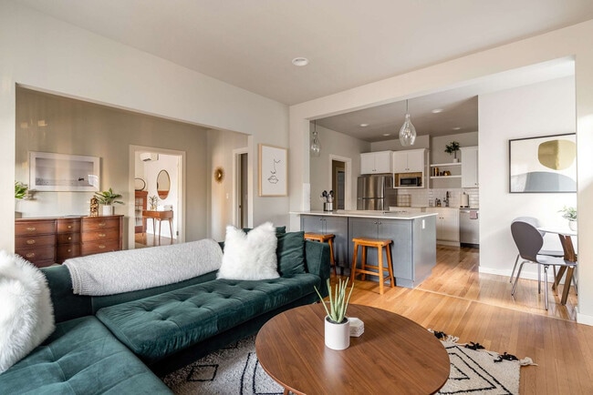 Photo - 3046 NE Glisan St Unit ID1309827P