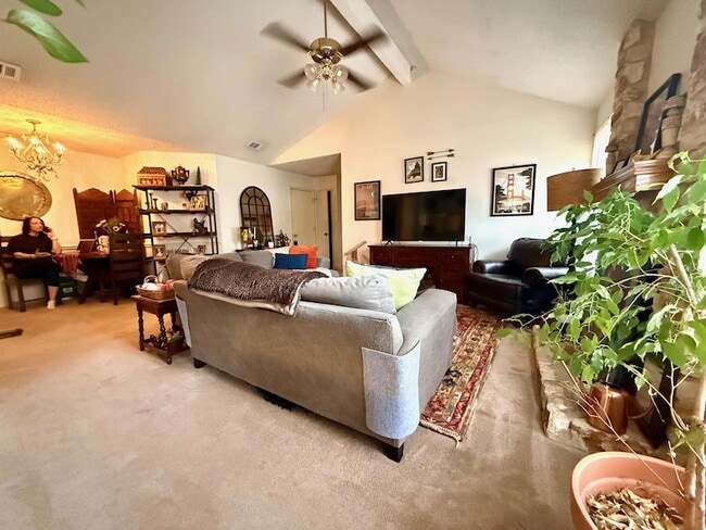 Photo - 16704 Whitebrush Loop