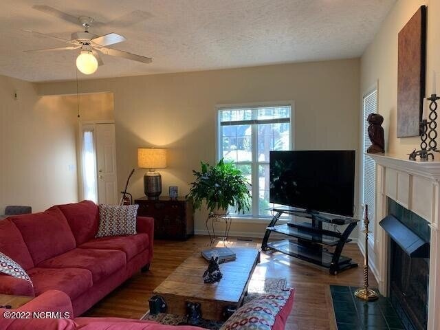Photo - 85 Sawmill Rd W