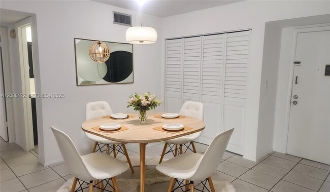 Photo - 13707 SW Kendale Lakes Cir Unit 205