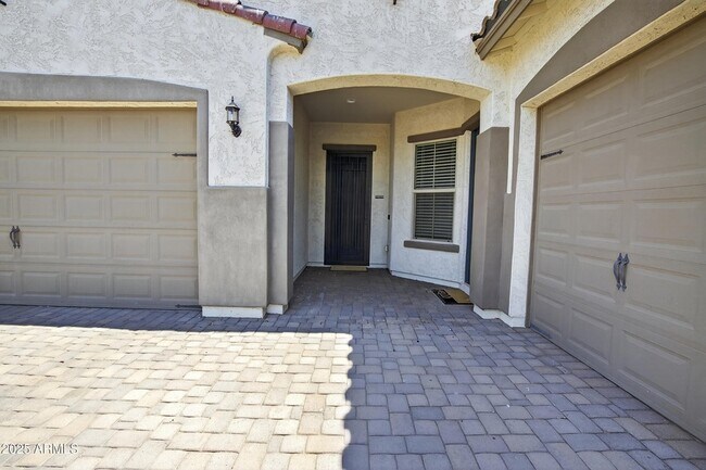 Photo - 3405 S 183rd Dr