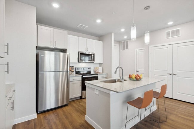 Building Photo - The Range at Tamarron