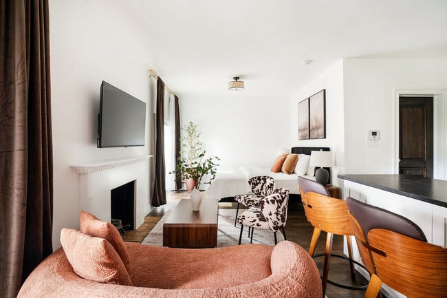 Photo - 10 5th Ave Unit ID1336773P