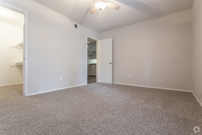1 BR, 1 BA - 827 SF - Serena Grove I Apartments