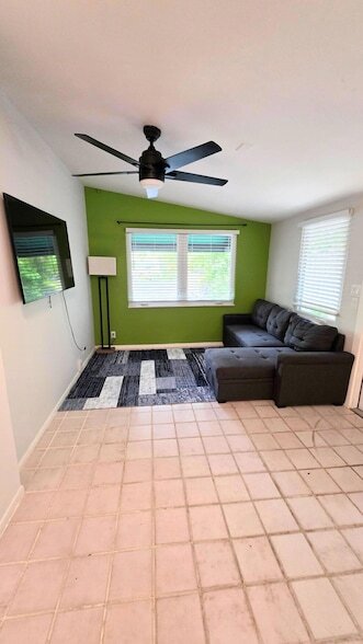 Photo - 1716 NE 17th Way