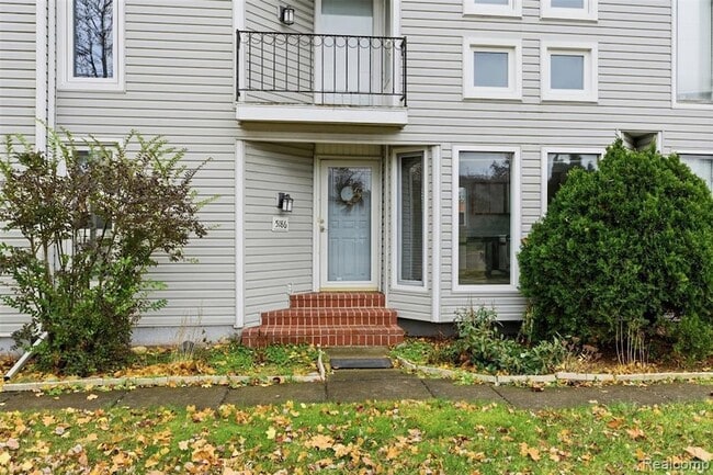 Photo - 5186 E 14 Mile Rd