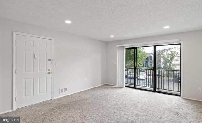 Photo - 42 Mendrey Ct